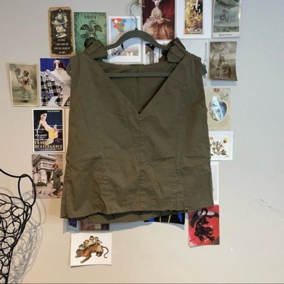 HACHE STRUCTURED ARCHITECTURAL RUFFLE NECK V BACK BOXY LAGENLOOK BLOUSE OLIVE 42 - Picture 2 of 6